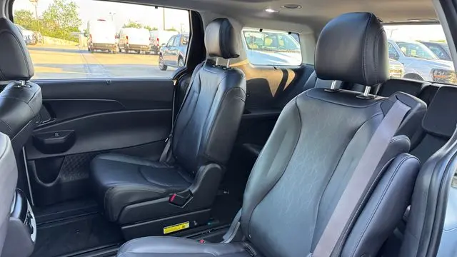 2025 Kia Carnival Hybrid SX Prestige