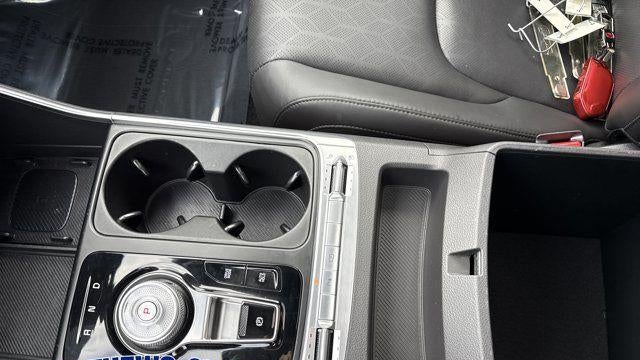 2025 Kia Carnival Hybrid SX