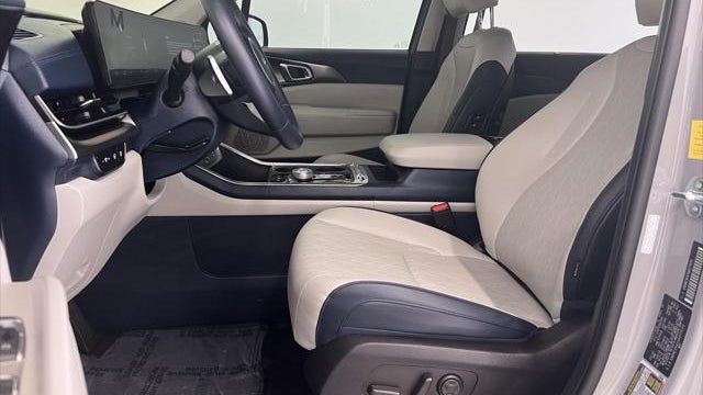 2025 Kia Carnival Hybrid SX