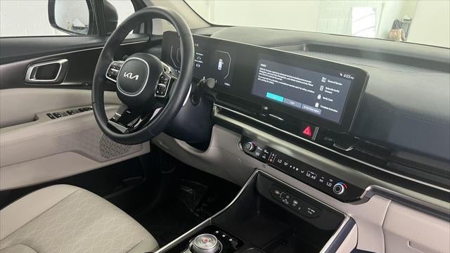 2025 Kia Carnival Hybrid SX