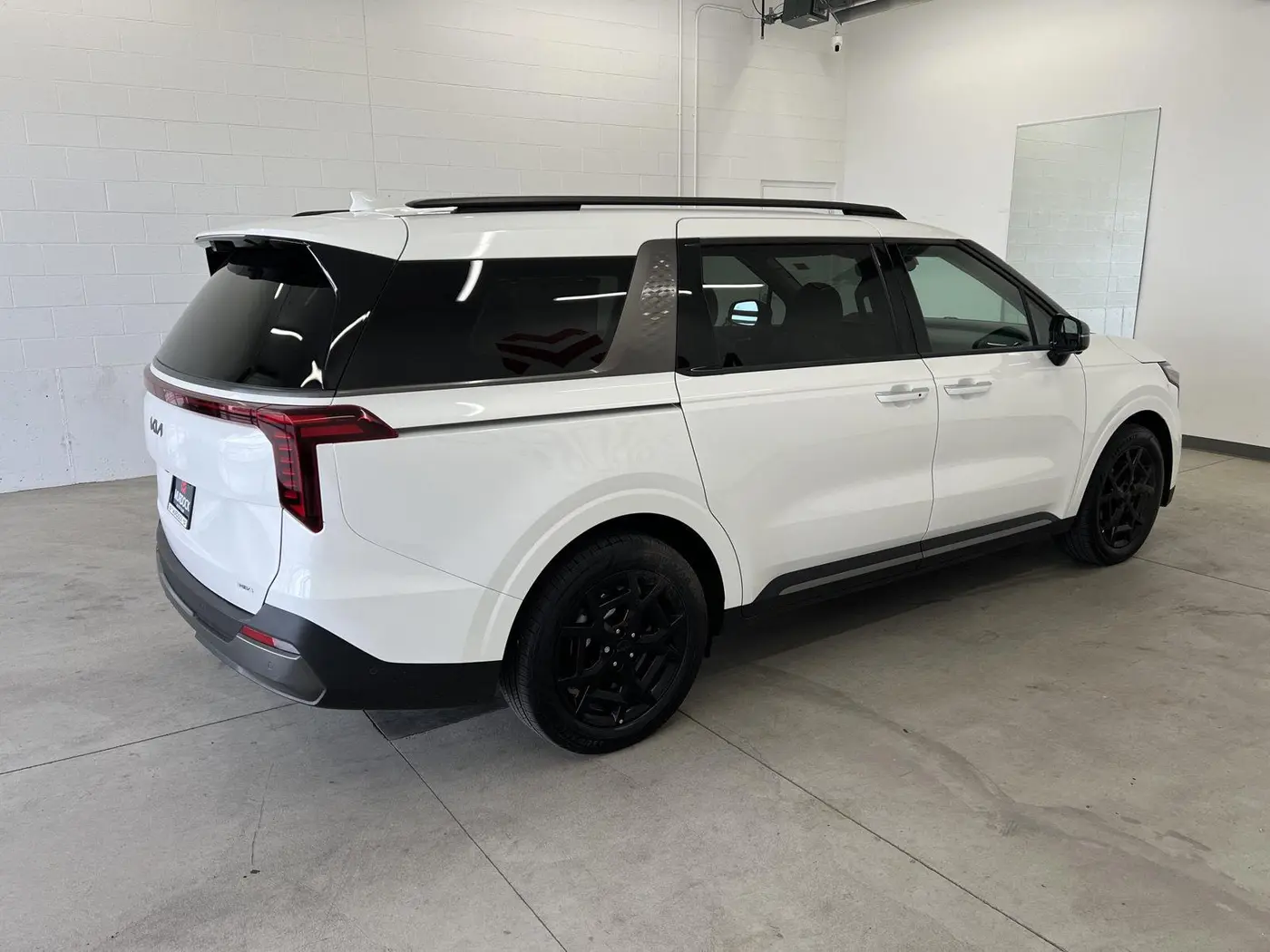 2026 Kia Carnival - $42,998