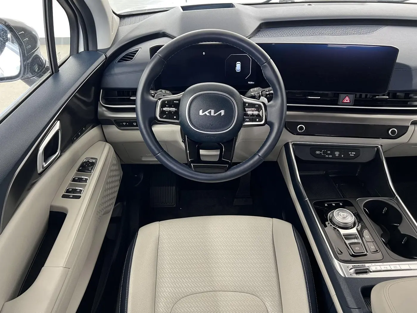 2026 Kia Carnival - $42,998