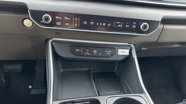 2026 Kia Carnival Hybrid SX
