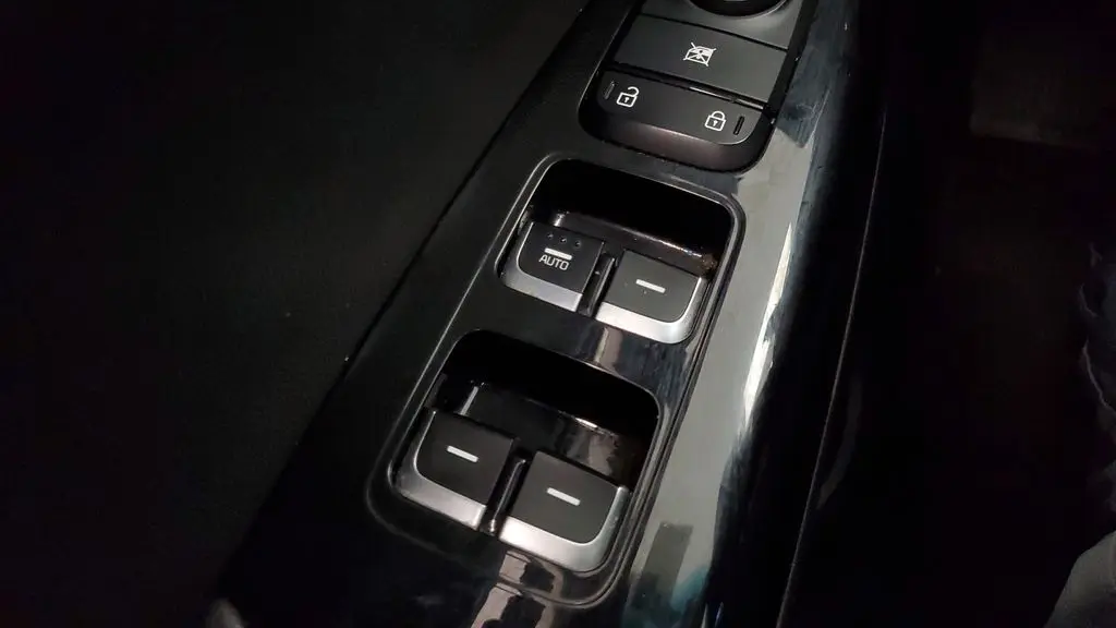 2022 Kia Sportage Nightfall