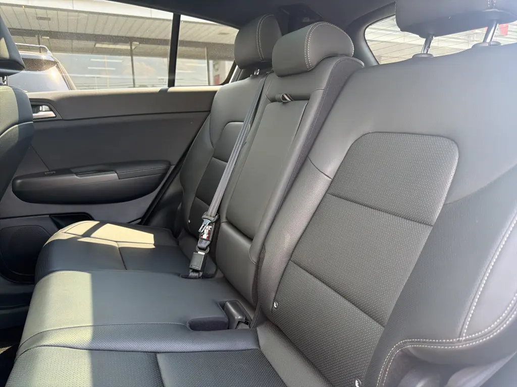 2022 Kia Sportage - $18,995