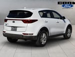 2017 Sportage Thumbnail 3