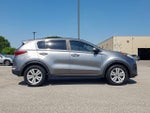 2017 Sportage Thumbnail 4