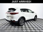 2021 Sportage Thumbnail 7