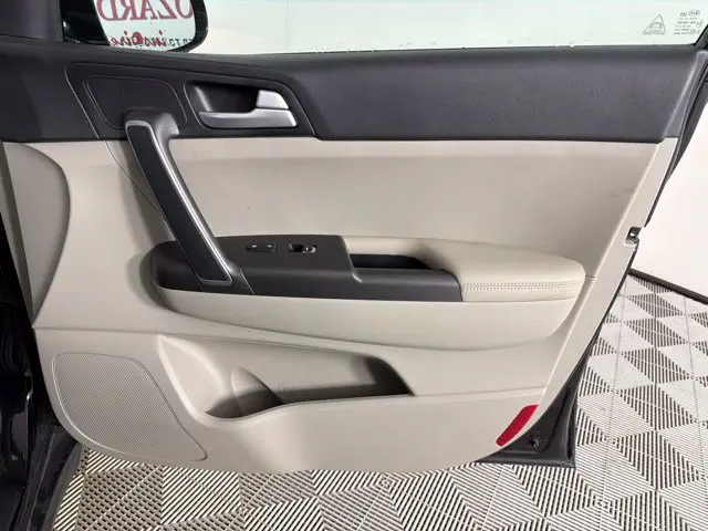 2020 Kia Sportage - $11,500