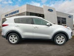2017 Sportage Thumbnail 6