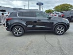 2022 Sportage Thumbnail 5