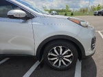 2017 Sportage Thumbnail 4