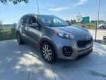 2017 Sportage Thumbnail 2