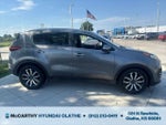 2017 Sportage Thumbnail 7