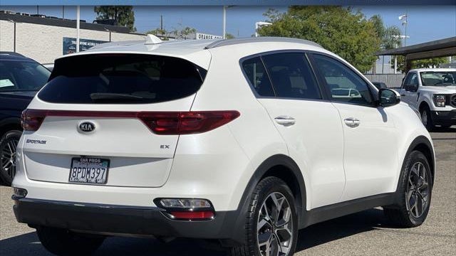 2020 Kia Sportage EX
