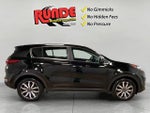 2017 Sportage Thumbnail 7