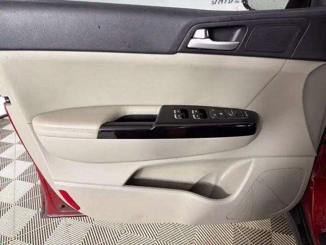 2020 Kia Sportage - $14,000