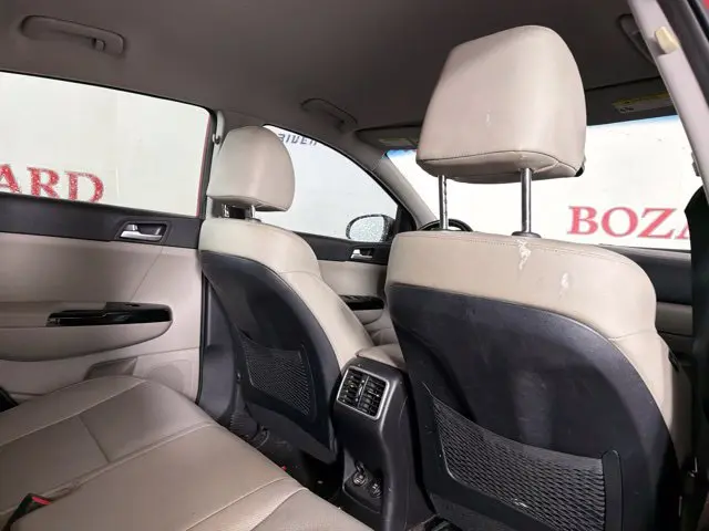 2020 Kia Sportage - $14,000