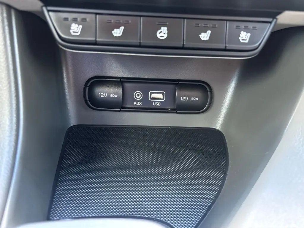 2017 Kia Sportage - $13,981
