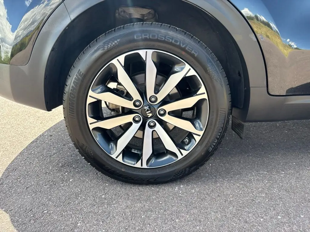 2017 Kia Sportage - $13,981