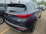 2017 Sportage Thumbnail 3