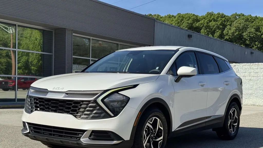 2023 Kia Sportage LX