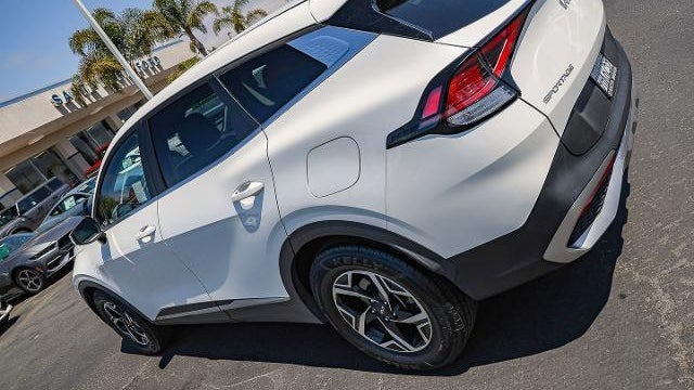 2023 Kia Sportage LX