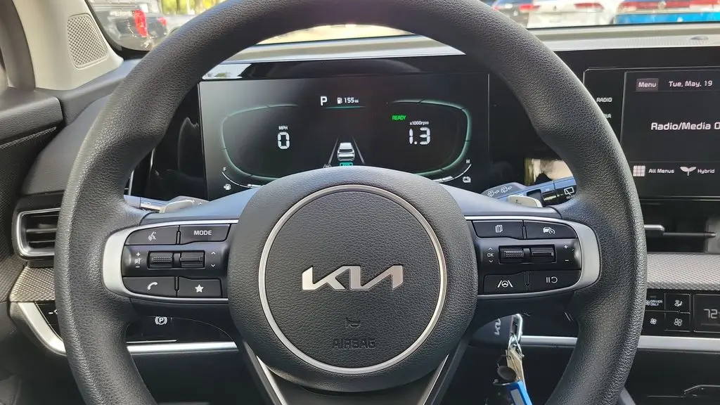 2023 Kia Sportage Hybrid LX