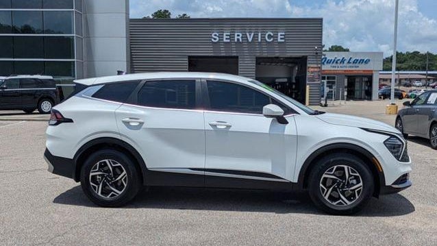 2025 Kia Sportage LX