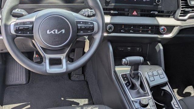 2025 Kia Sportage LX