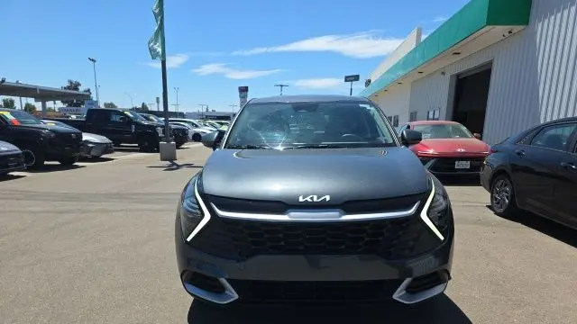 2024 Kia Sportage LX