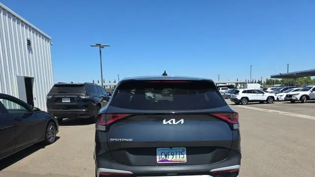 2024 Kia Sportage LX