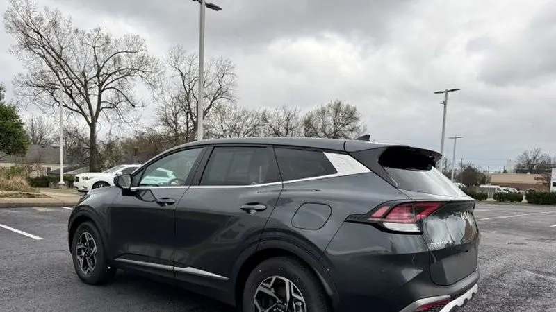 2024 Kia Sportage LX