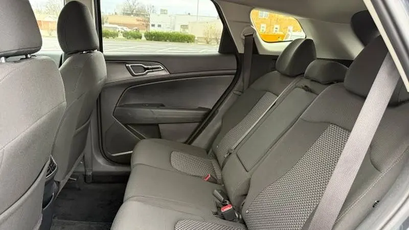 2024 Kia Sportage LX