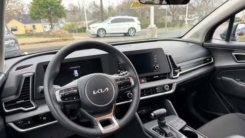2024 Kia Sportage LX