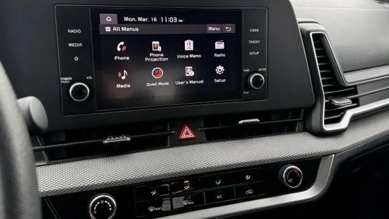 2024 Kia Sportage LX