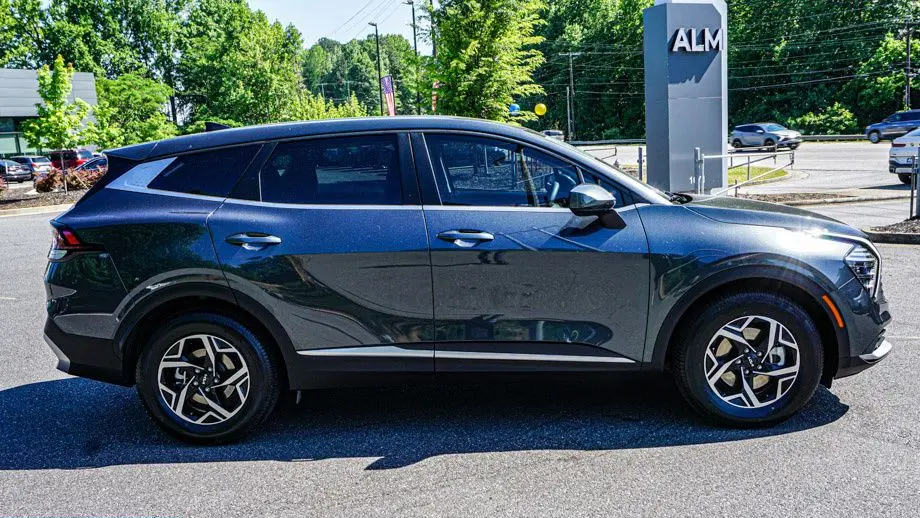 2025 Kia Sportage LX