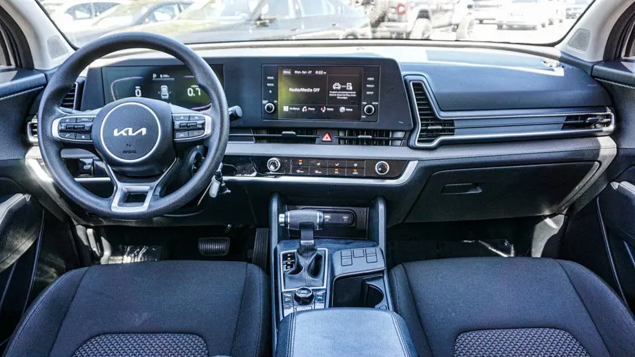 2025 Kia Sportage LX