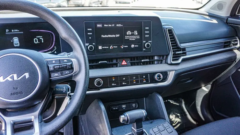 2025 Kia Sportage LX