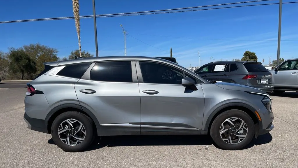2025 Kia Sportage LX