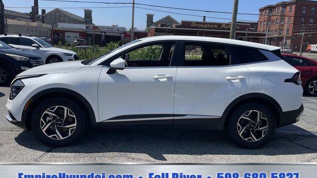 2024 Kia Sportage LX