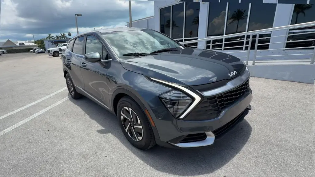 2025 Kia Sportage Hybrid LX