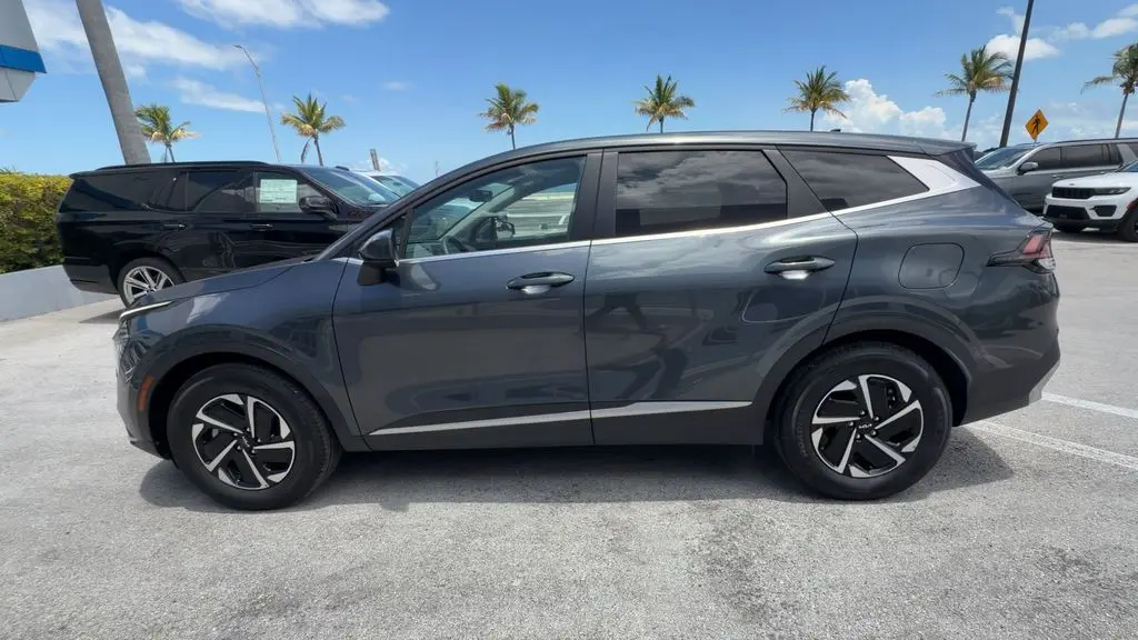 2025 Kia Sportage Hybrid LX