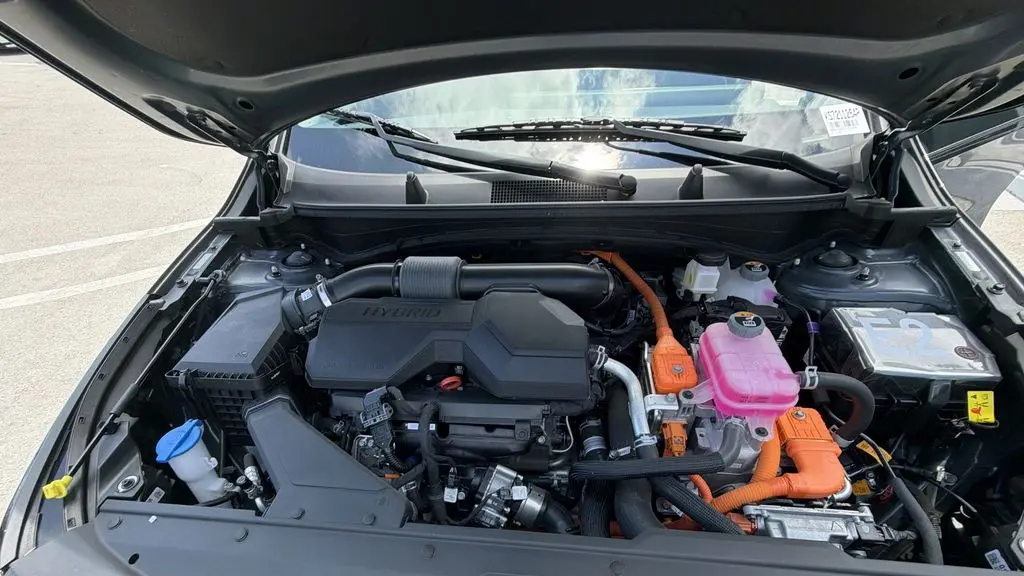 2025 Kia Sportage Hybrid LX