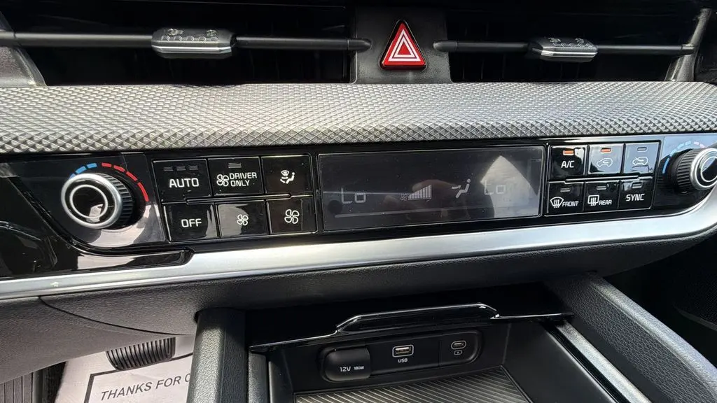 2025 Kia Sportage Hybrid LX