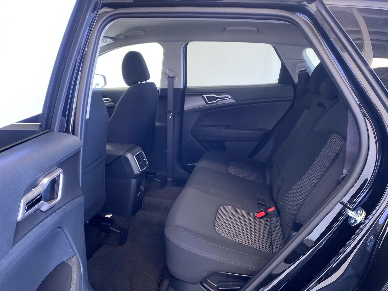 2026 Kia Sportage - $36,911
