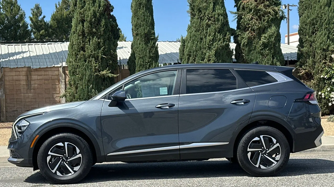 2023 Kia Sportage Hybrid LX