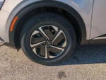 2023 Sportage Hybrid Thumbnail 32