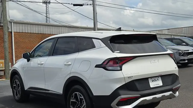 2025 Kia Sportage LX