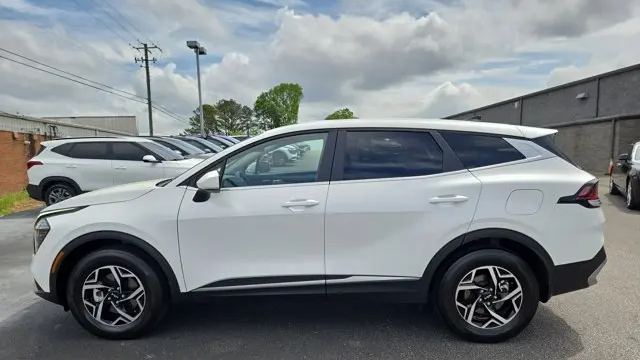2025 Kia Sportage LX